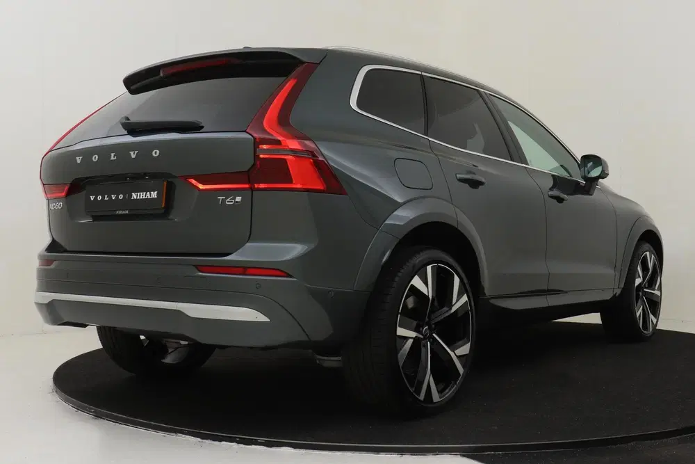 Volvo XC60 T6 PLUG-IN HYBRID AWD ULTRA BRIGHT EXECUTI uit 2026, foto 3