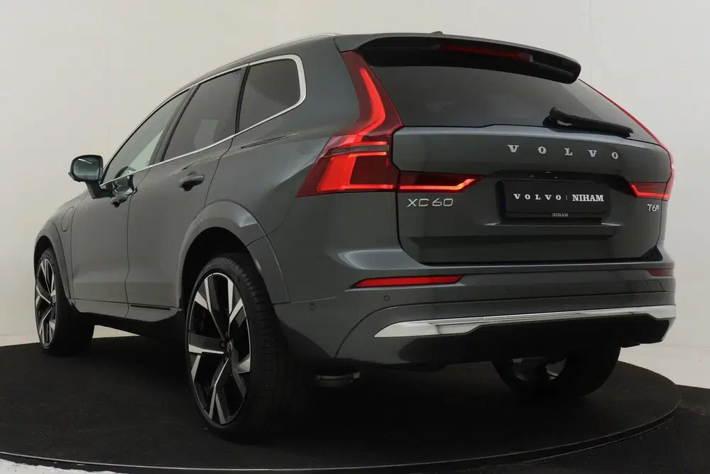 Volvo XC60 T6 PLUG-IN HYBRID AWD ULTRA BRIGHT EXECUTI uit 2026, foto 5