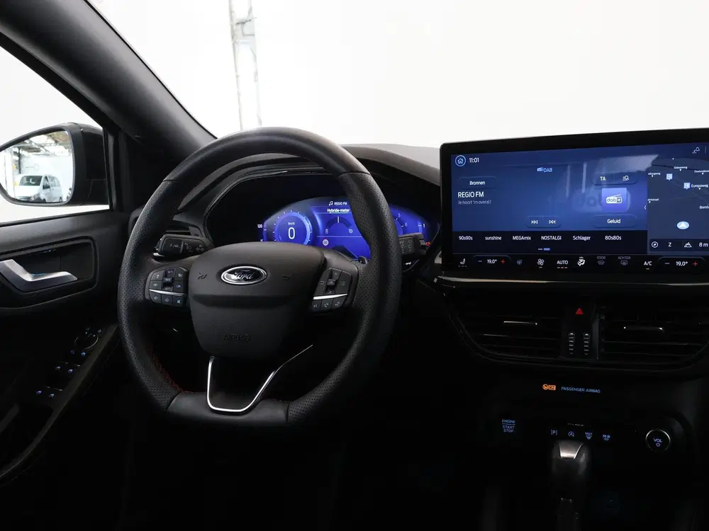 Ford Focus 1.0 EcoBoost Hybrid ST Line X uit 2023, foto 9
