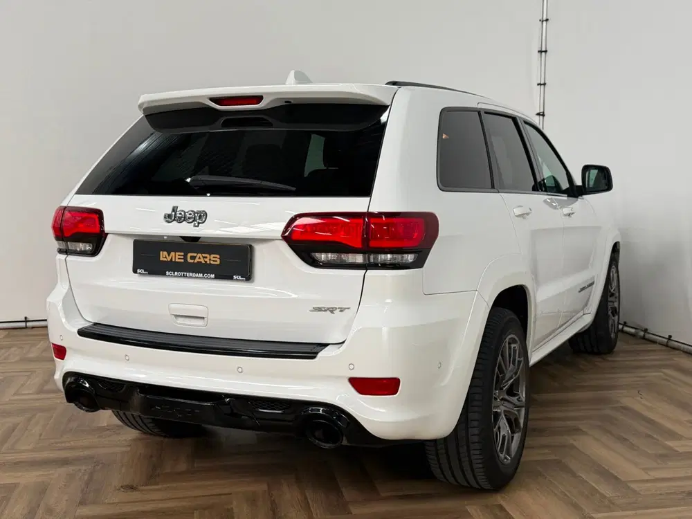 Jeep Grand Cherokee 6.4 HEMI SRT uit 2020, foto 2