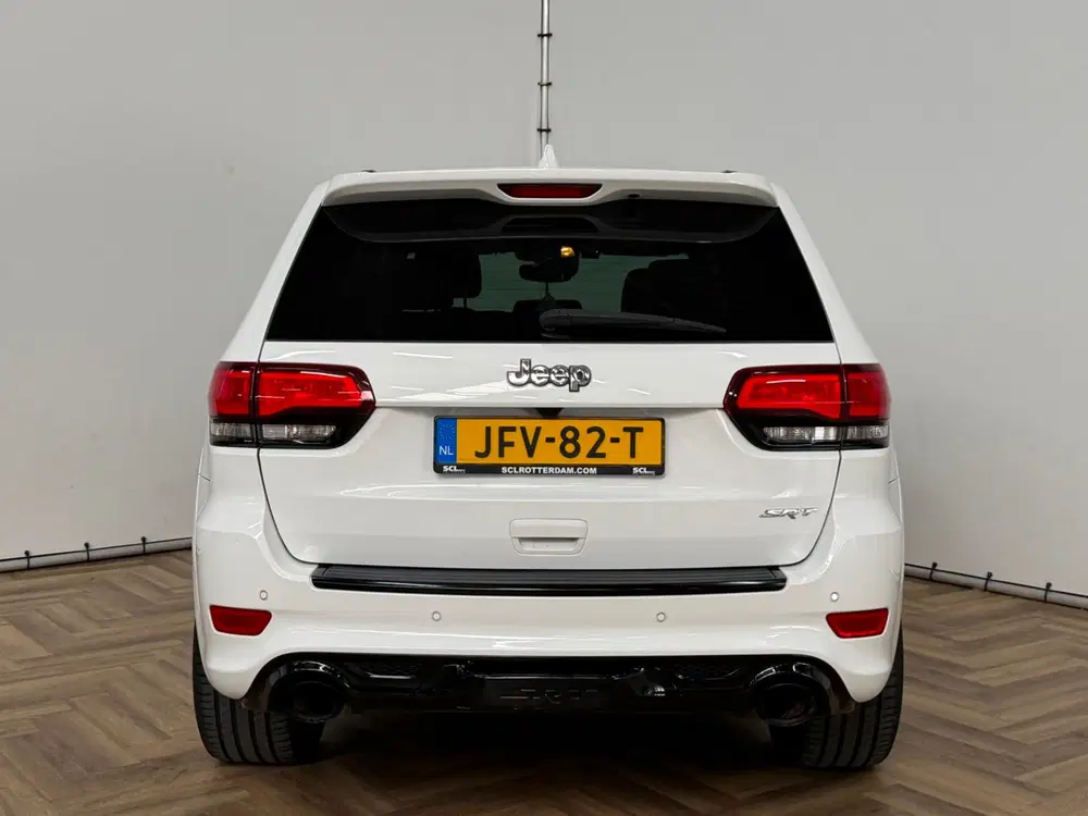 Jeep Grand Cherokee 6.4 HEMI SRT uit 2020, foto 3