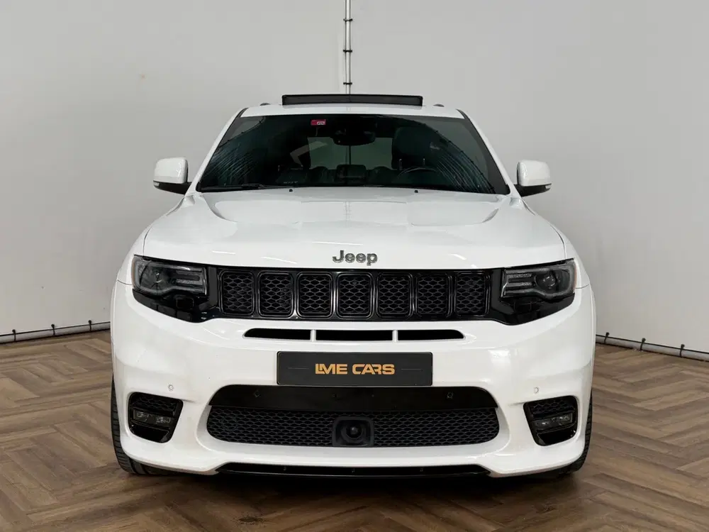 Jeep Grand Cherokee 6.4 HEMI SRT uit 2020, foto 4