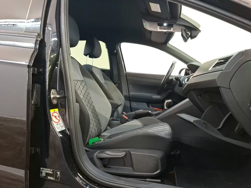 Volkswagen Taigo 1.0 TSI 110pk Automaat R-Line Interieur en uit 2022, foto 6