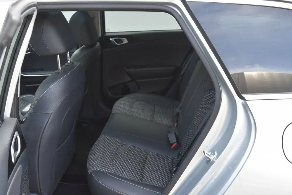 Kia Ceed 1.0 T-GDi ExecutiveLine uit 2024, foto 12