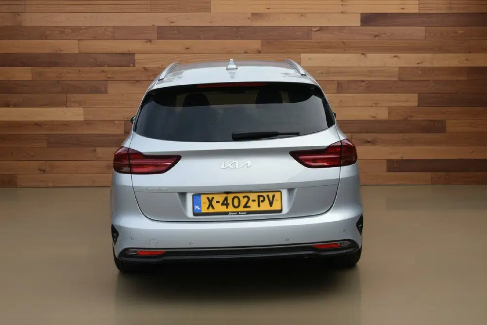 Kia Ceed 1.0 T-GDi ExecutiveLine uit 2024, foto 4
