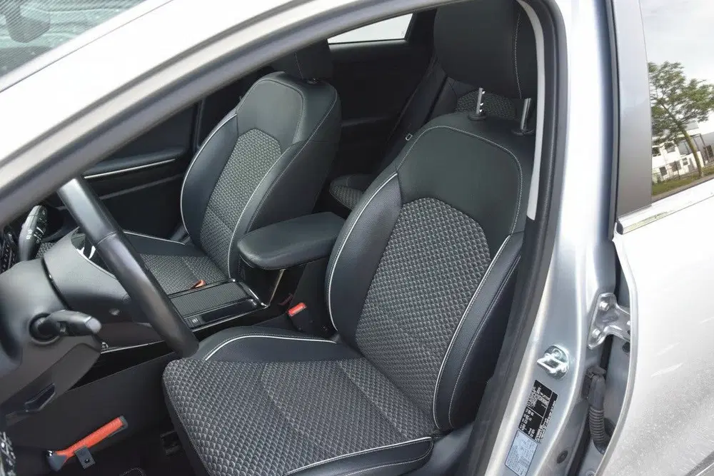 Kia Ceed 1.0 T-GDi ExecutiveLine uit 2024, foto 9