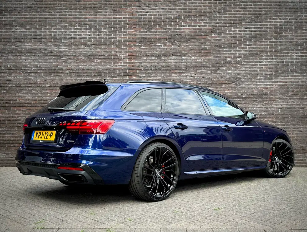 Audi A4 TFSI S-EDITION uit 2021, foto 4