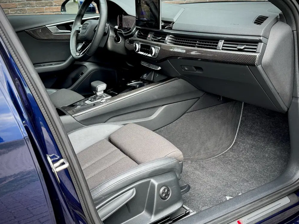 Audi A4 TFSI S-EDITION uit 2021, foto 6