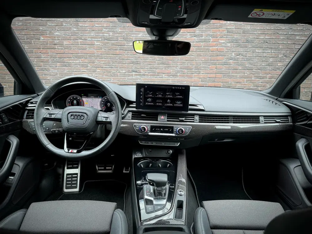 Audi A4 TFSI S-EDITION uit 2021, foto 7