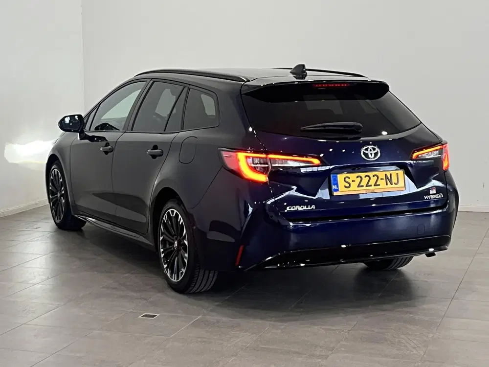 Toyota Corolla 1.8 Hybrid GR-Sport uit 2022, foto 6