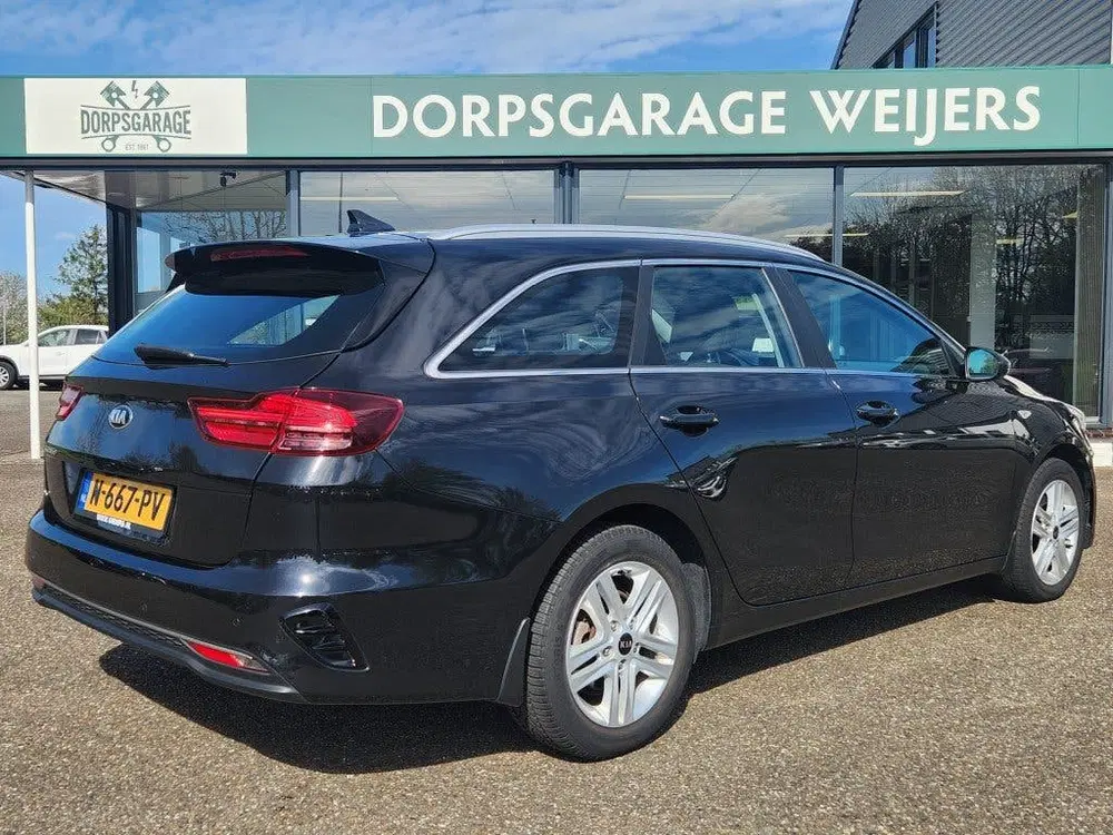 Kia Ceed 1.5 T-GDI 160PK MHEV Automaat uit 2021, foto 2