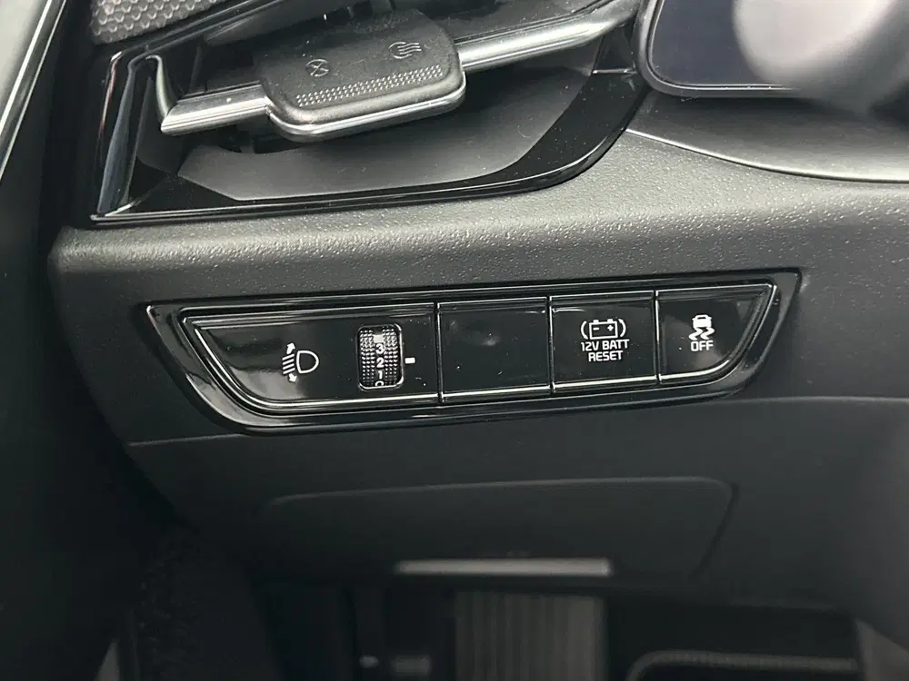 Kia Niro 1.6 GDi Hybrid DynamicLine Navigatie uit 2023, foto 12