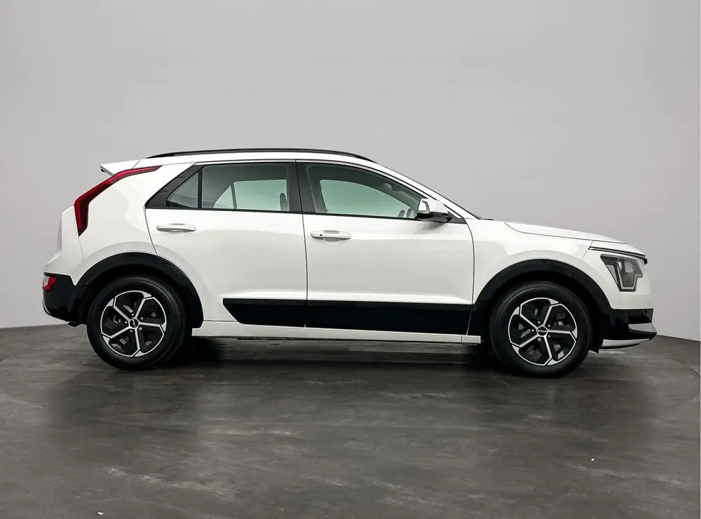 Kia Niro 1.6 GDi Hybrid DynamicLine Navigatie uit 2023, foto 7