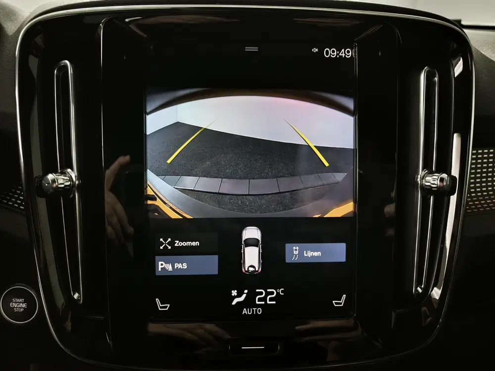 Volvo XC40 1.5 T3 R-Design uit 2019, foto 12