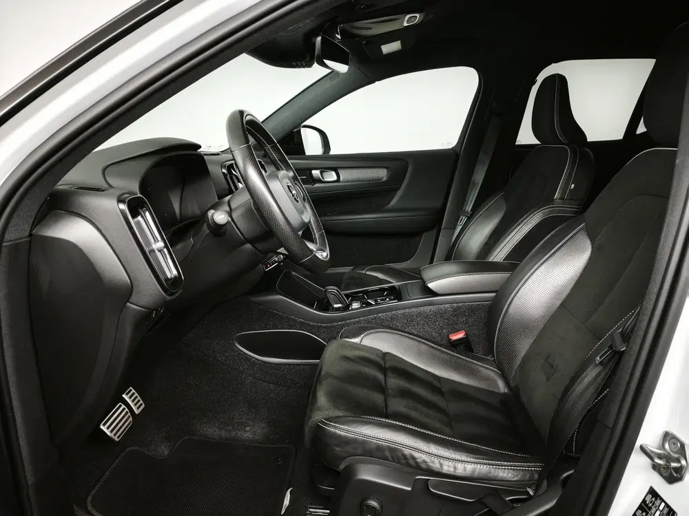 Volvo XC40 1.5 T3 R-Design uit 2019, foto 7