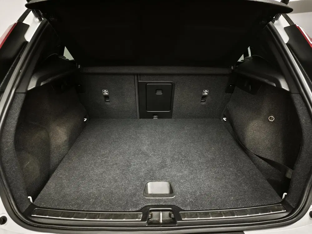 Volvo XC40 1.5 T3 R-Design uit 2019, foto 9