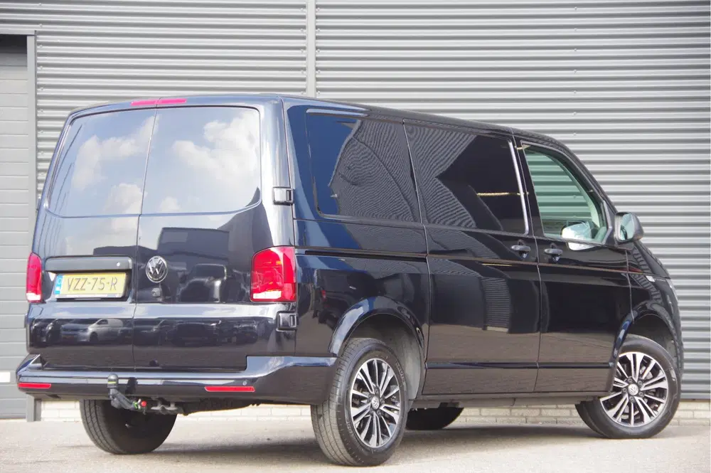 Volkswagen Transporter 2.0 TDI 150PK AUT. LED uit 2023, foto 2