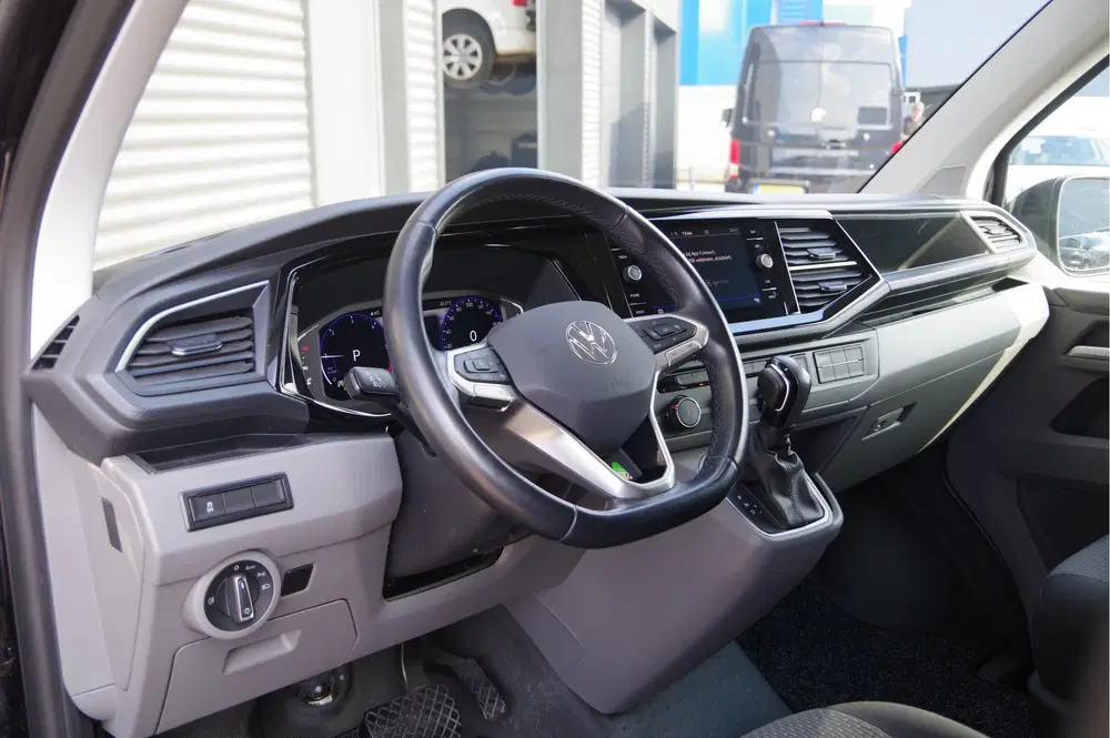 Volkswagen Transporter 2.0 TDI 150PK AUT. LED uit 2023, foto 6