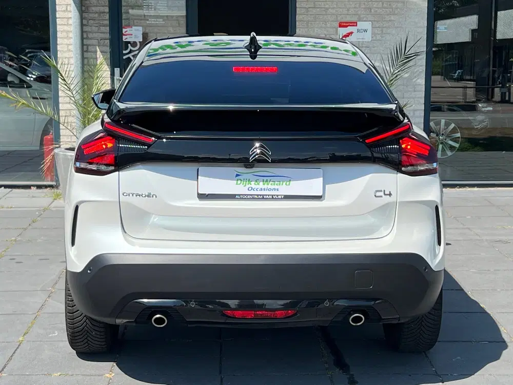 Citroën C4 Citroen C4 1.2 Puretech Shine uit 2023, foto 13