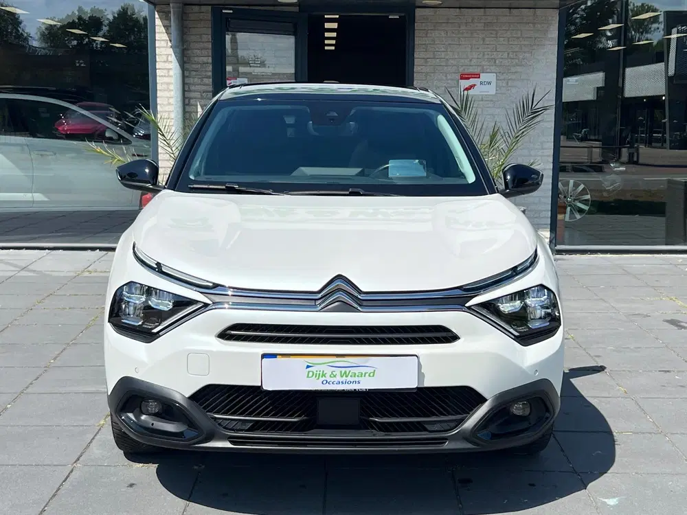 Citroën C4 Citroen C4 1.2 Puretech Shine uit 2023, foto 4