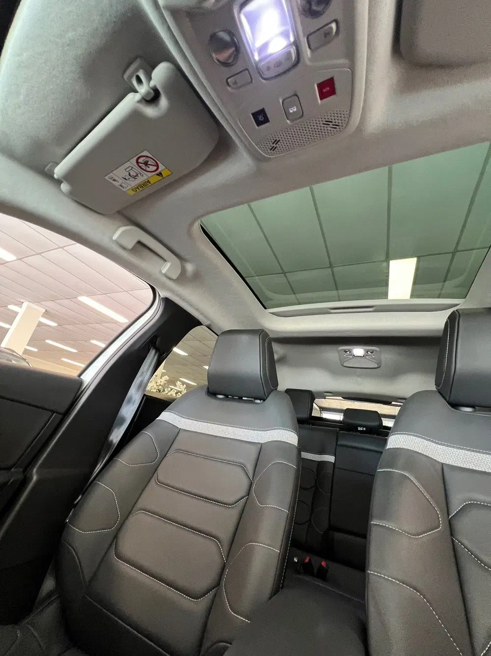 Citroën C4 Citroen C4 1.2 Puretech Shine uit 2023, foto 8
