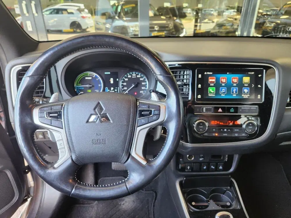 Mitsubishi Outlander 2.4 PHEV S-EDITION Trekhaak uit 2019, foto 4