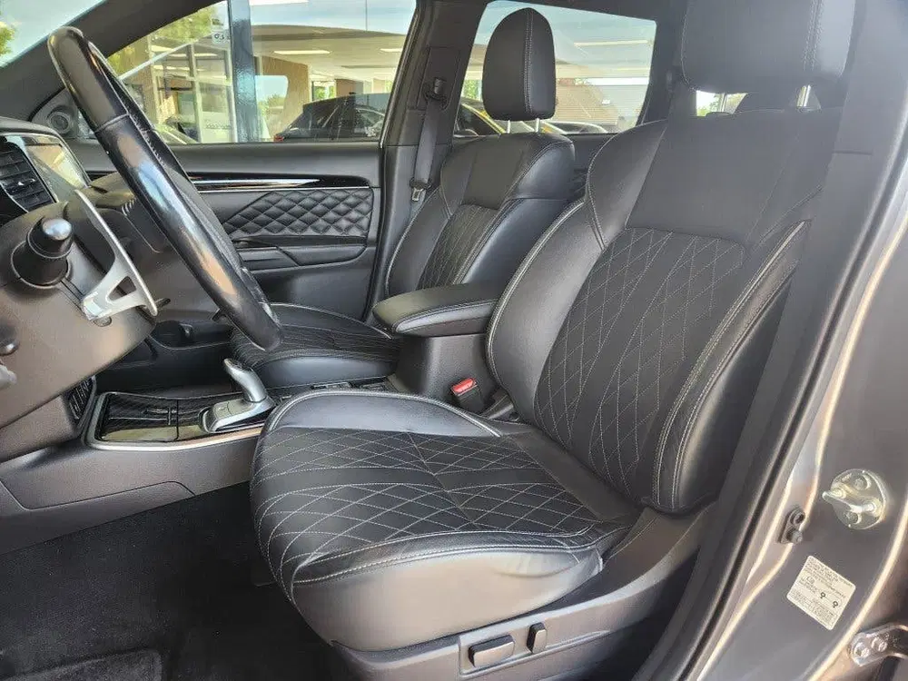 Mitsubishi Outlander 2.4 PHEV S-EDITION Trekhaak uit 2019, foto 7
