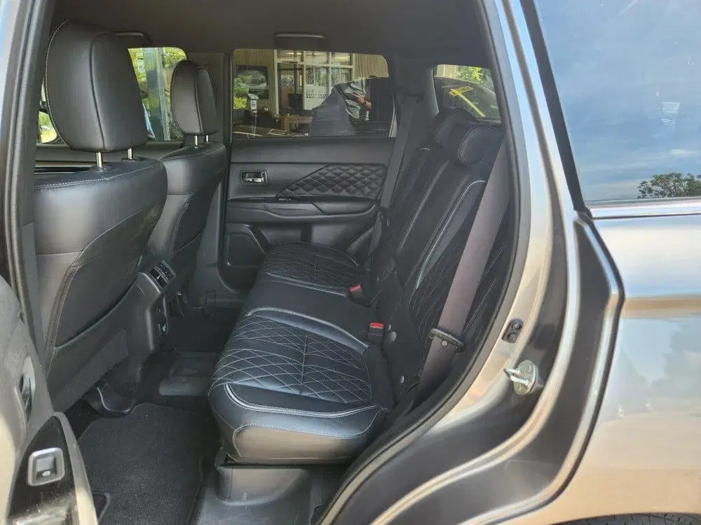Mitsubishi Outlander 2.4 PHEV S-EDITION Trekhaak uit 2019, foto 8
