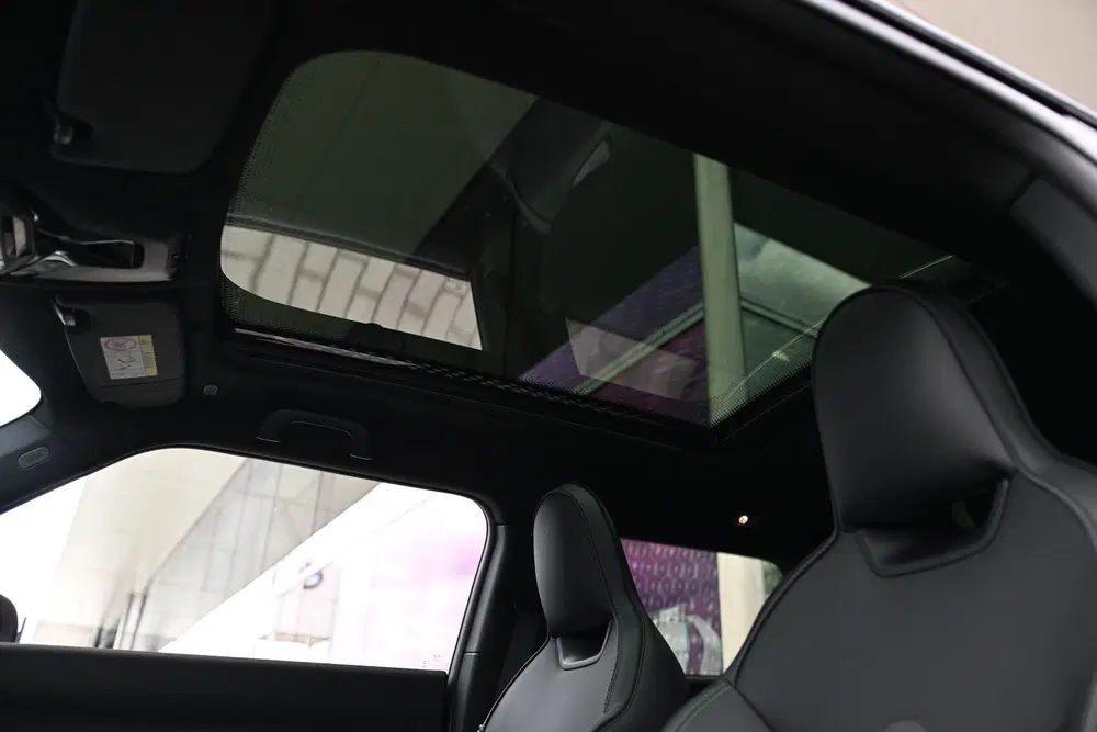 Mini Hatchback John Cooper Works uit 2026, foto 6