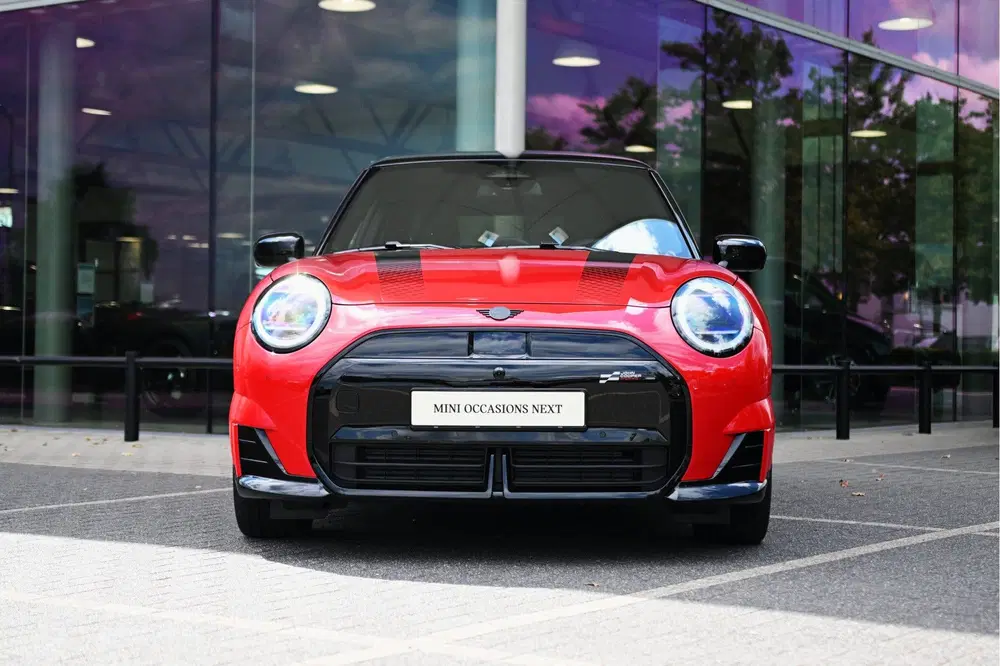 Mini Hatchback John Cooper Works uit 2026, foto 9