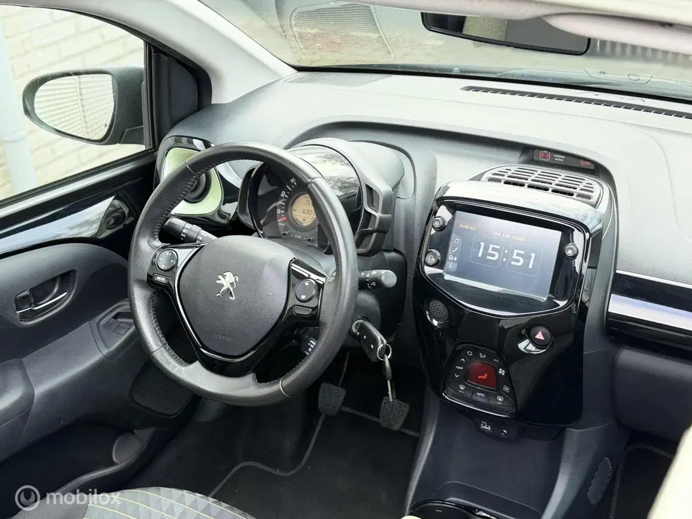 Peugeot 108 1.0 e-VTi uit 2020, foto 12