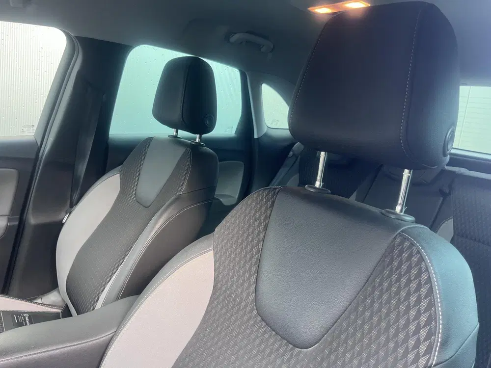 Opel Crossland 1.2 Turbo Innovation AUTOMAAT uit 2019, foto 8