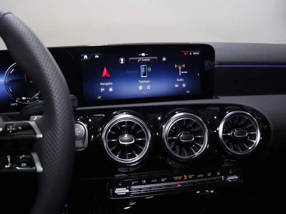 Mercedes-Benz A-Klasse 250 e Business Solution AMG uit 2026, foto 13