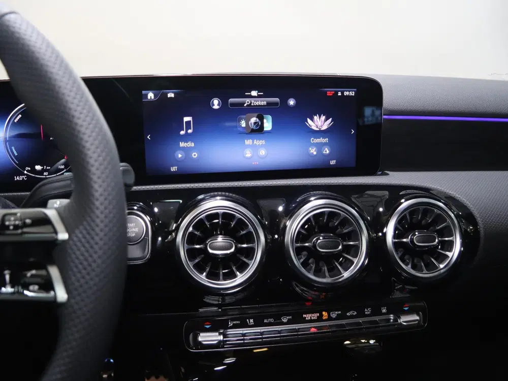 Mercedes-Benz A-Klasse 250 e Business Solution AMG uit 2026, foto 14
