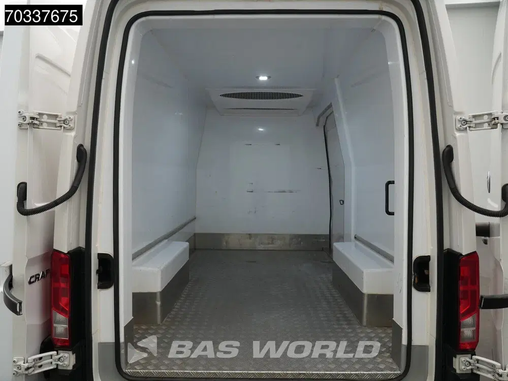 Volkswagen Crafter 140pk Koelwagen Kerstner Cooljet L3H3 AC uit 2023, foto 10