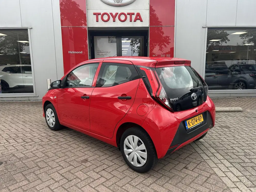 Toyota Aygo 1.0 VVT-i x-fun uit 2021, foto 3
