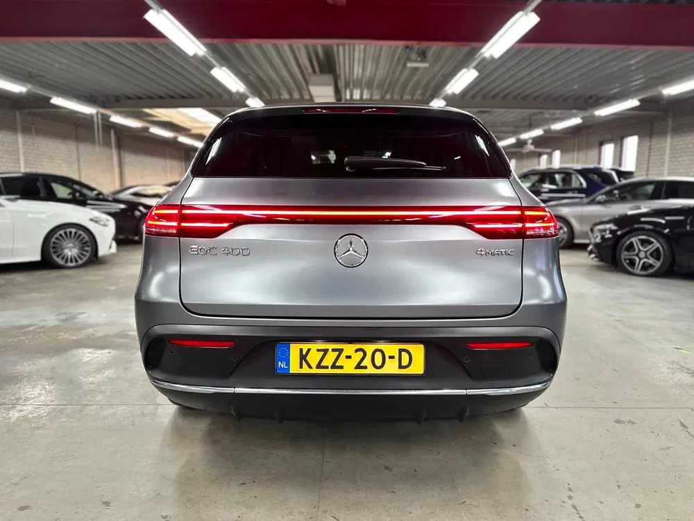 Mercedes-Benz EQC 4MATIC uit 2022, foto 4
