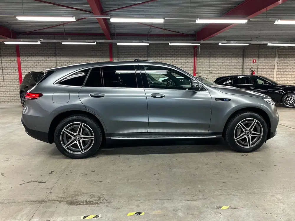 Mercedes-Benz EQC 4MATIC uit 2022, foto 6