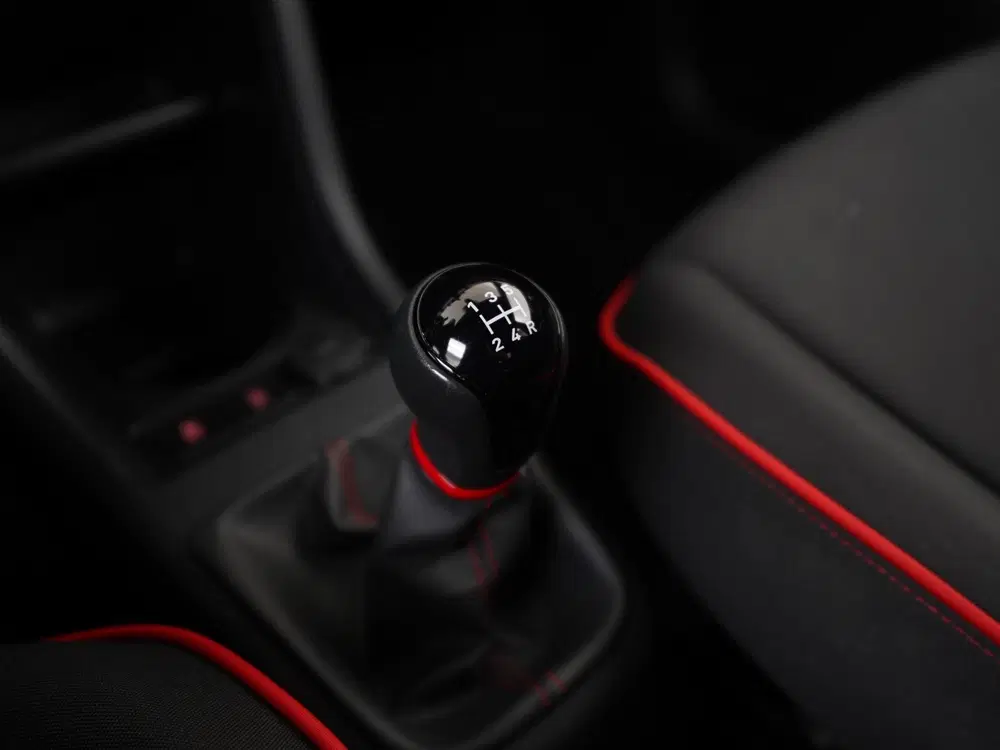 SEAT Mii 1.0 FR-Line uit 2019, foto 8