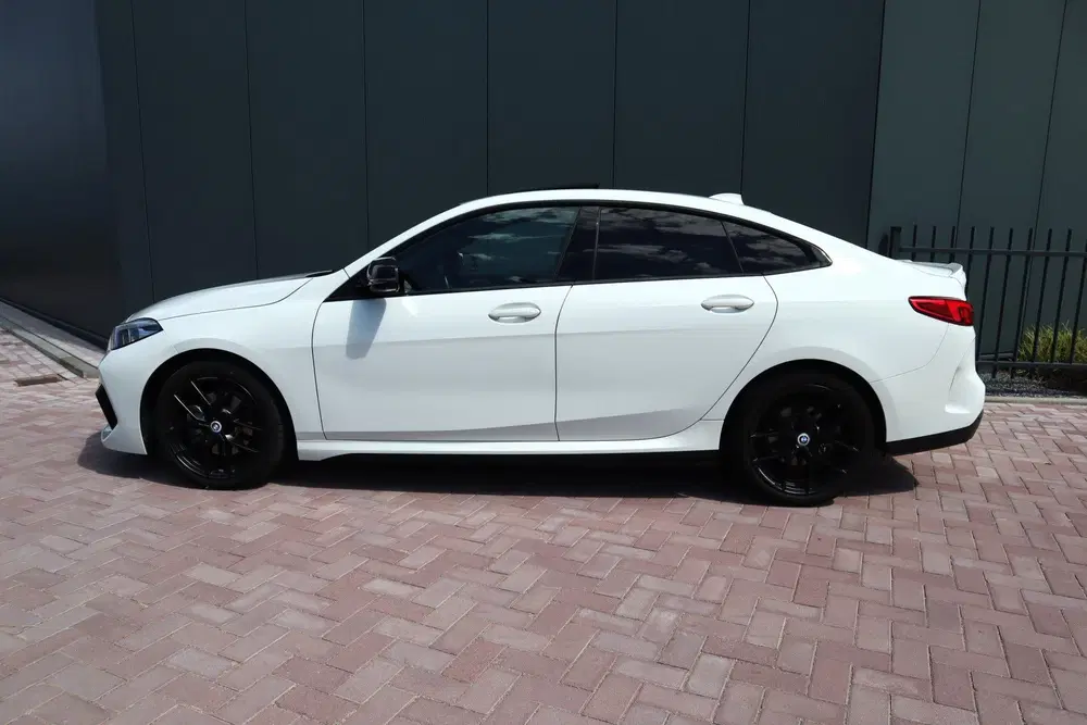 BMW 2-serie 2 Serie Gran Coupé 218i Executive M Editio uit 2021, foto 4