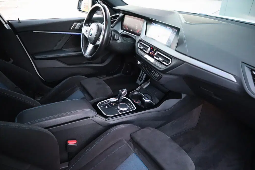 BMW 2-serie 2 Serie Gran Coupé 218i Executive M Editio uit 2021, foto 9