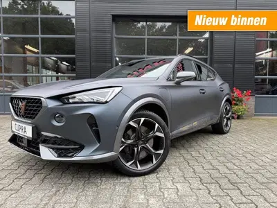 Cupra Formentor 1.4 E-HYB VZ PERF. BJ.2022 MAGNETIC GRAU M uit 2022