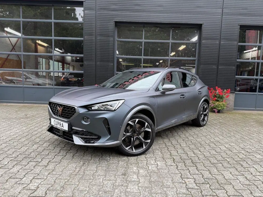 Cupra Formentor 1.4 E-HYB VZ PERF. BJ.2022 MAGNETIC GRAU M uit 2022, foto 3