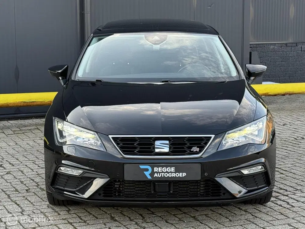 SEAT Leon 1.5 TSI FR PANORAMADAK uit 2019, foto 5