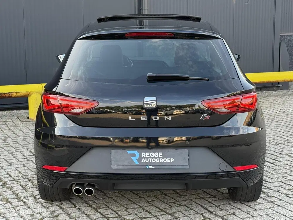 SEAT Leon 1.5 TSI FR PANORAMADAK uit 2019, foto 8