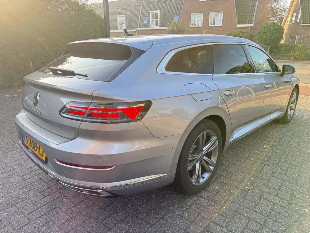 Volkswagen Arteon 2.0 TSi 190pk R-Line Busine uit 2023, foto 6
