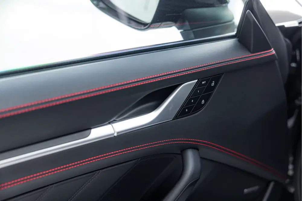 Porsche 911 3.8 Turbo S uit 2023, foto 7