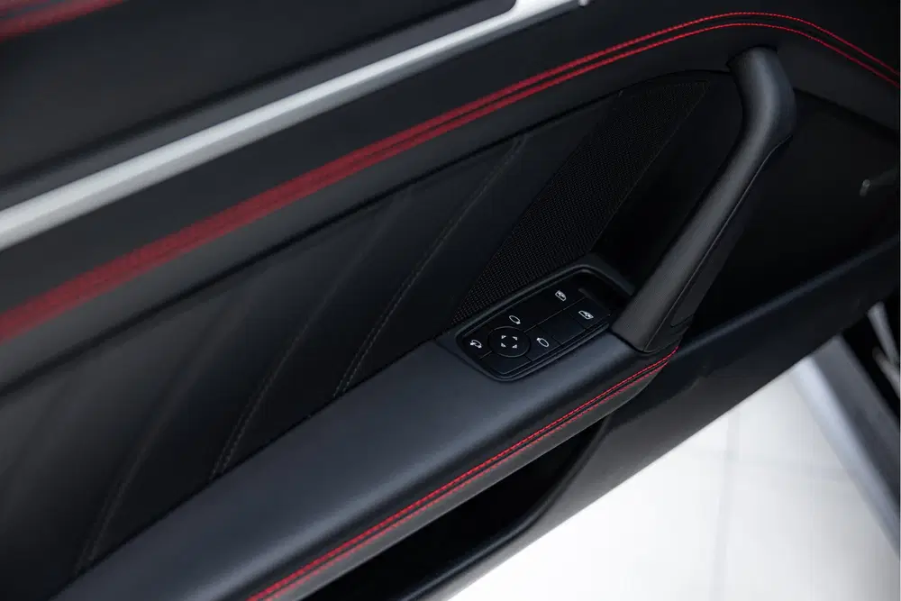 Porsche 911 3.8 Turbo S uit 2023, foto 8