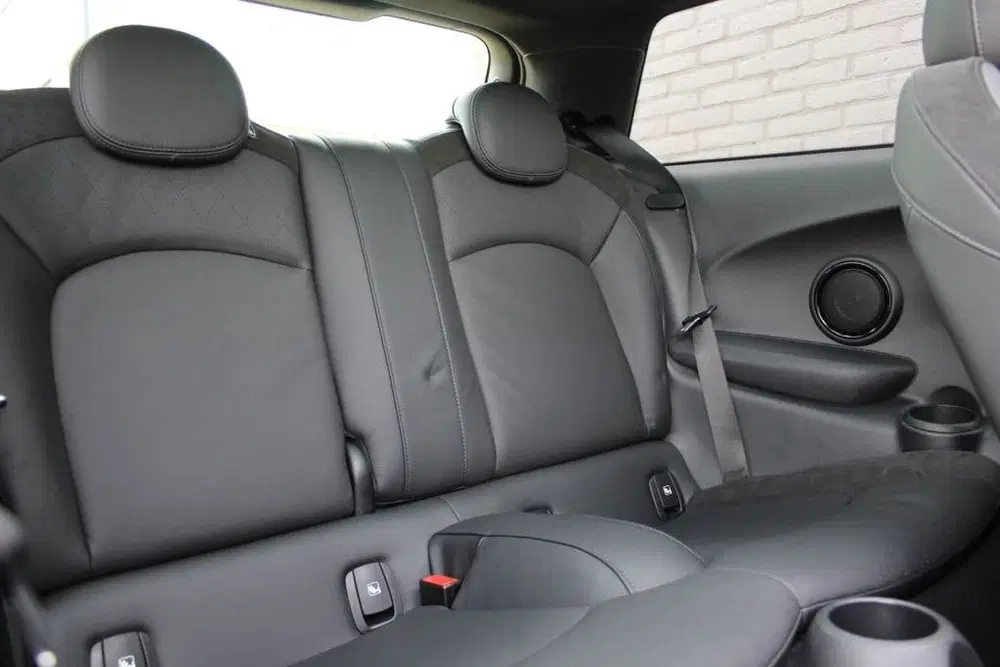 Mini Cooper S 2.0 Cooper S AUT JCW PANO VIRTUAL COCKPIT uit 2022, foto 14