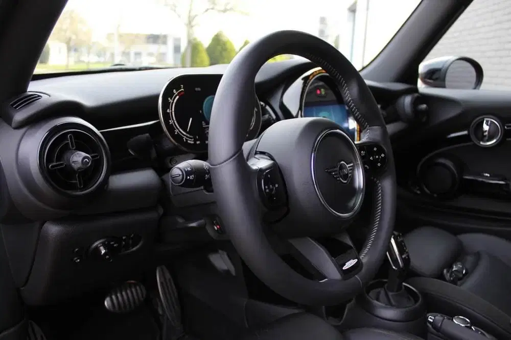Mini Cooper S 2.0 Cooper S AUT JCW PANO VIRTUAL COCKPIT uit 2022, foto 6